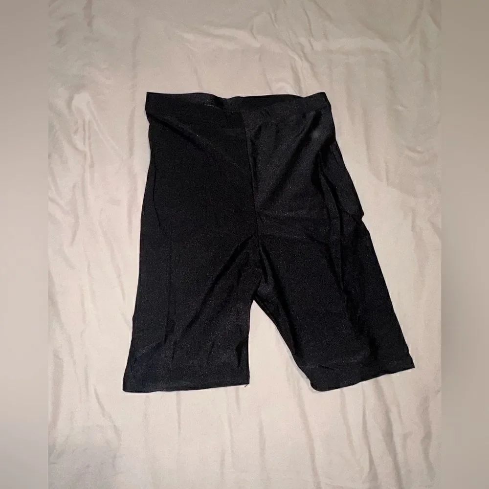 Black shiny disco high waisted bike shorts size XS/S
